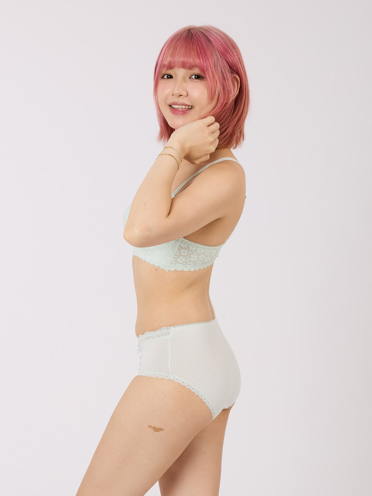 蕾絲無鋼圈薄墊胸圍