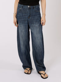 Barrel Leg Jeans